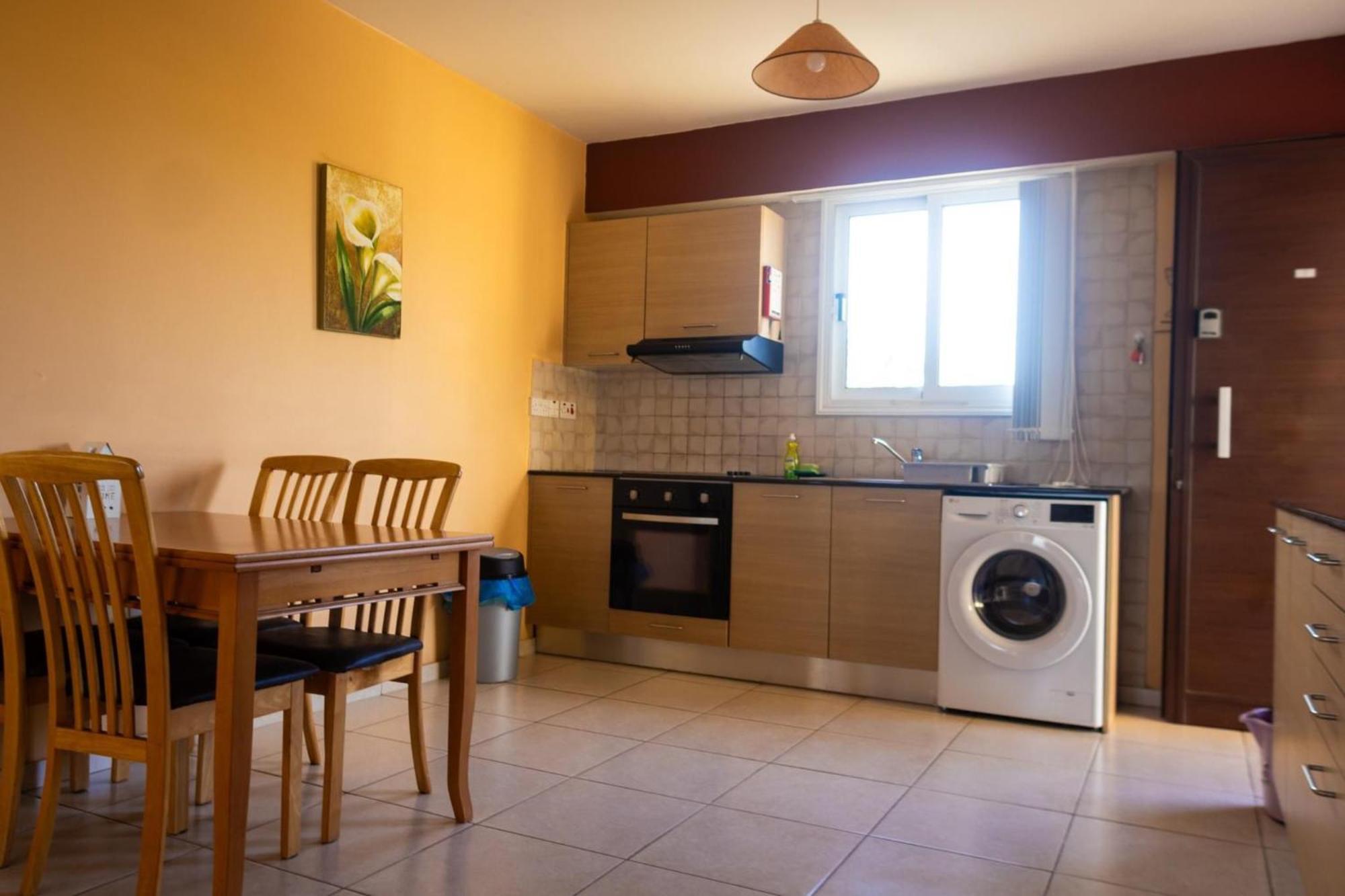 Nissi Elena -sunshine Apartment *